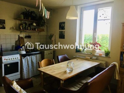 Tauschwohnung: Wunderschöne 3-Zimmer Altbau gegen 4 Zimmer mit Grün