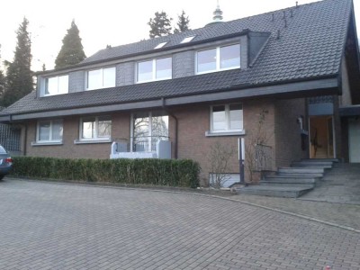 Hochwertige 2-Zimmer Souterrain-Wohnung in Mülheim - Speldorf