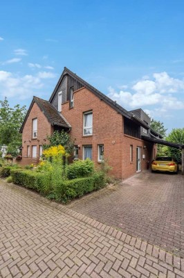 Familienfreundliche Doppelhaushälfte! Garten, Carport & ruhige Lage!