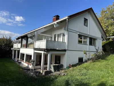Haus (6Zimmer) mit Einliegerwohnung und großem Garten in Salem-Beuren