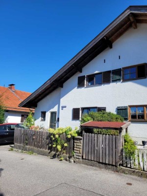Großzügige Doppelhaushälfte in Bad Tölz: Ankommen, einziehen, wohlfühlen