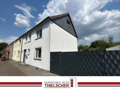 Einmalige Gelegenheit: Zweifamilienhaus mit Garten und Garage in Übach-Palenberg