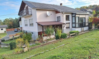 Gepflegtes Wohnhaus in ruhiger Hanglage