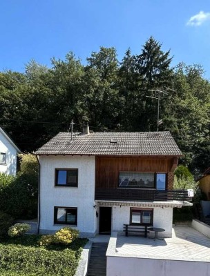 Freistehendes Einfamilienhaus am Waldrand von Abtweiler