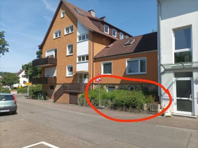 kleine 2-Zimmer Wohnung mit Einbauküche, Souterrain, in S-Kaltental , Halbhöhenlage