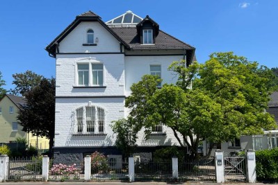 Stilvolle Villa in Weinheim mit vielseitigen Nutzungsmöglichkeiten