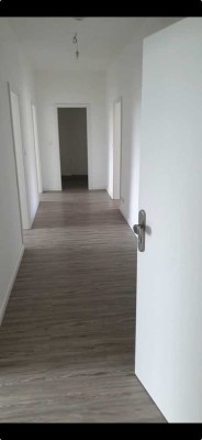 Helle 2,5-Zimmer Wohnung im 3. OG in Hannover-Wülfel