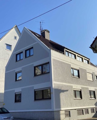 4-Zimmer-DG-Wohnung mit Blick auf die Weinberge