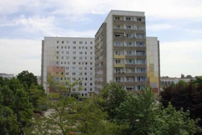 Mit Weitblick: 1-Raum-Wohnung im Hochhaus