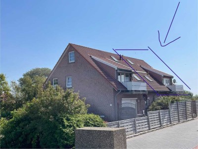 Helle Wohnung mit Balkon, Garten + Stellplatz vis a vis zum Fähranleger Norddeich/Mole