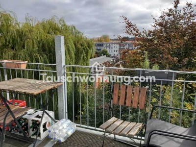 Tauschwohnung: Dachgeschosswohnung mit großem Balkon