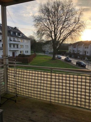 Helle 4 ZKB  Wohnung mit Balkon ab 01.09.25