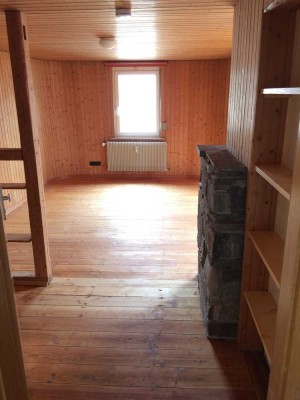 Schöne und helle 1-Zimmer-Dachgeschosswohnung in Pfullingen