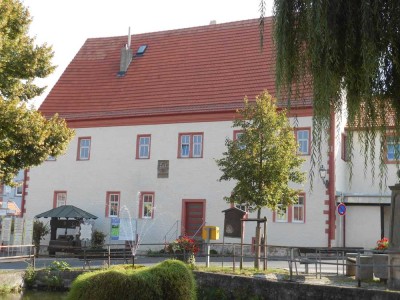 Historisch mit Küche und Freisitz