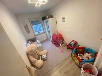 Vollständig renovierte 3,5-Raum-Wohnung mit Balkon in Krefeld