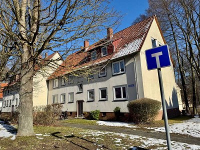 Klasse 2-Zimmer Dachgeschosswohnung mit Küche in Salzgitter Gebhardshagen