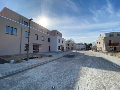Nachmieter ab sofort gesucht -  Vier Zimmer-Wohnung - Große Terrasse zum Entspannen