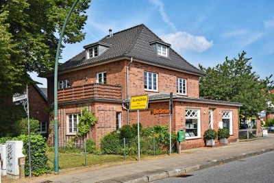 Im Herzen von Aumühle: stilvolle Maisonette-Wohnung mit Altbaucharme in einer sanierten Kaffeemühle