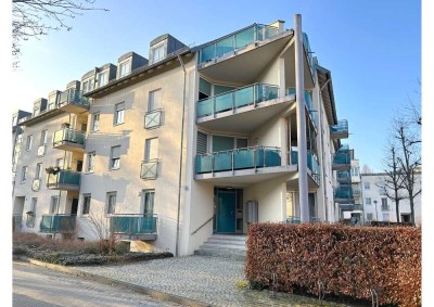 Schöne 2-Zimmer-Erdgeschosswohnung mit Terrasse und Stellplatz im Wohnpark Reick