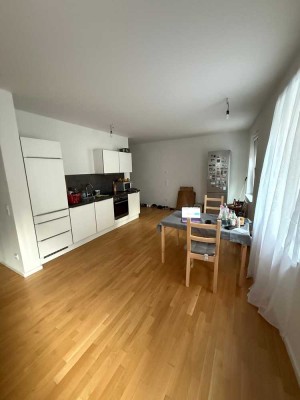 Charmante 2-Zimmer Wohnung im 1. OG in Dresden Innere Altstadt