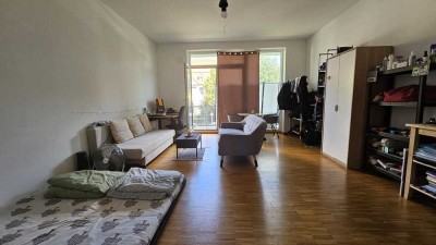 Large Studio Apartment near Schloss Charlottenberg (Neubau)