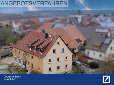 Gutshof auf riesigem Grundstück
