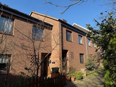Attraktives Mittelreihenhaus mit Vollkeller, S- W Terrasse und Garage in ruhiger gefragter Ortslage