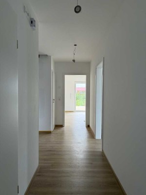 Erstbezug: 4 Doppelhaushälften mit gehobener Innenausstattung und EBK in Burgwedel OT Thönse
