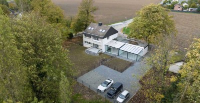 Traumhafte Villa-Wohnung - Whirpool, Wintergarten & 800 m² Garten