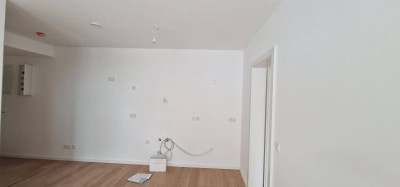 Moderne 2-Zimmer-Wohnung mit Balkon &amp; Terrasse – Freier Blick ins Grüne im MIRA LAA Park-Ensemble!
