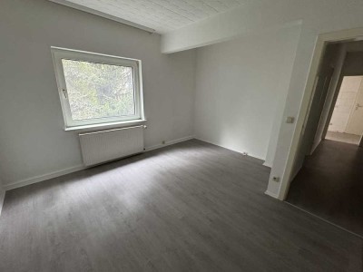 3 Zimmer, frisch gestrichen, Hopfenstr. 2