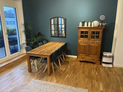 Neuwertige 3-Zimmer-Wohnung mit Balkon und EBK in Berlin
