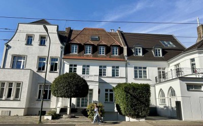 Haus im Haus - Kernsanierte Maisonette-Wohnung in Altbau in Düsseldorf Benrath