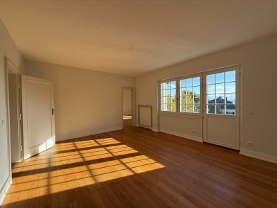 3-Zimmer Whg, Südlage, große Terrasse, auf Parkgrundstück, zu Vermieten!