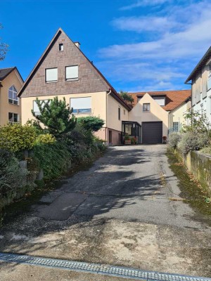 Einfamilienhaus in begehrter Lage in Leonberg-Eltingen