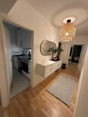 Gemütliche 1-Zimmer-Wohnung mit Burgblick