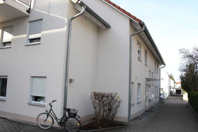 Betreutes Wohnen in Augsburg-Haunstetten: behinderte gerechte, möblierte 2 Zimmer - Wohnung