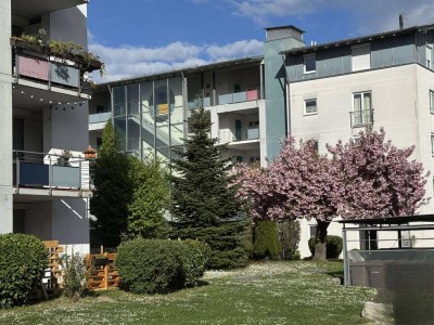 Stadtleben trifft Natur: Charmante Wohnung mit Balkon