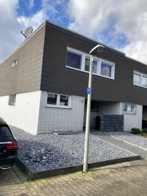 Modernisiertes Reiheneckhaus mit Garten