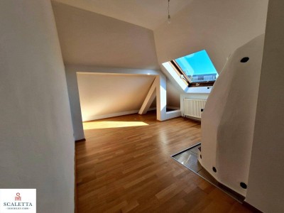 2-Zimmer-DG-Wohnung im begehrten Stadtteil Herrnau