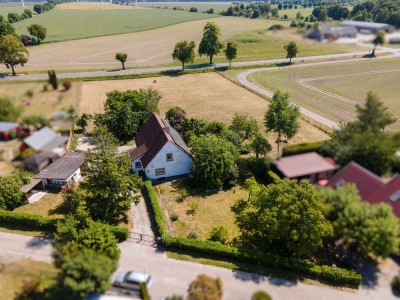 Großes Grundstück und Haus mit Potenzial, in guter Lage zu Greifswald Insel Usedom