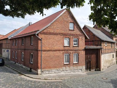 Lukratives Immobilienportfolio - 20 Wohnhäuser, 10 % Rendite, provisionsfrei!