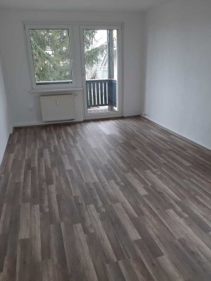 *Ihr neues Zuhause* 3-R-Wohnung mit Badewanne & Balkon