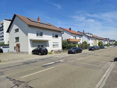 Attraktives 5-Familienhaus in Stutensee als Renditeobjekt - Voll vermietet und sofort Ertragreich!
