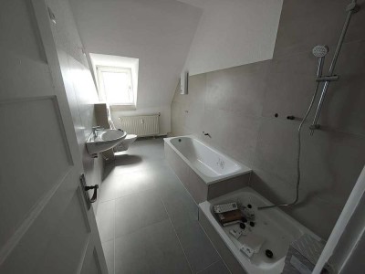 Große 5-Zimmer-Wohnung zentral in Buer im Altbau