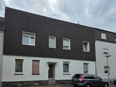 Gepflegtes 4 Familienhaus in ruhiger Lage von Oberhausen Alstaden