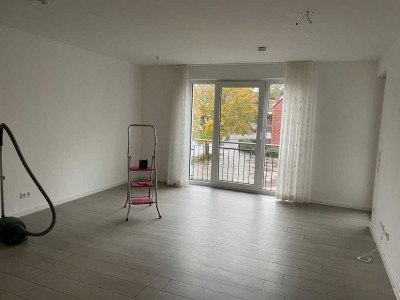 zentralgelegene 2-Zimmer-Wohnung mit Balkon im 1. OG