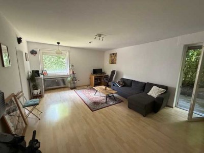 Helles freundliches Appartement mit Terrasse in grüner Wohnanlage in Aachen zu vermieten