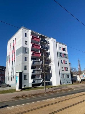 4 Raum Wohnung - Fahrstuhl - 2 Bäder, Balkon..