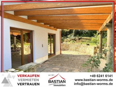 Da geht noch einiges! Ehem. Hofreite mit neuerem EFH und Altbestand auf ca. 1763 m² Grundstück!